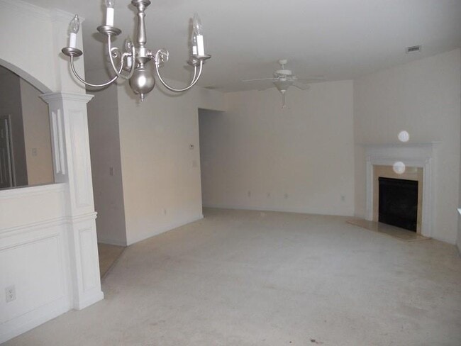 Building Photo - 3980 Isaac Ct