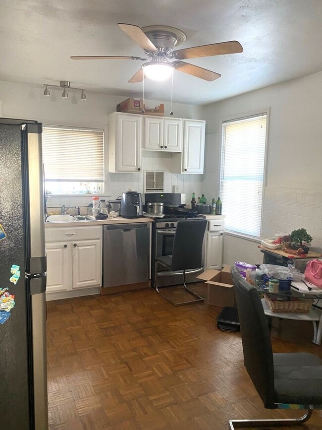 Building Photo - 5817 Keystone St