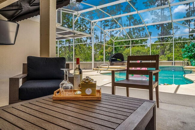 Building Photo - 412 N Hampton Dr