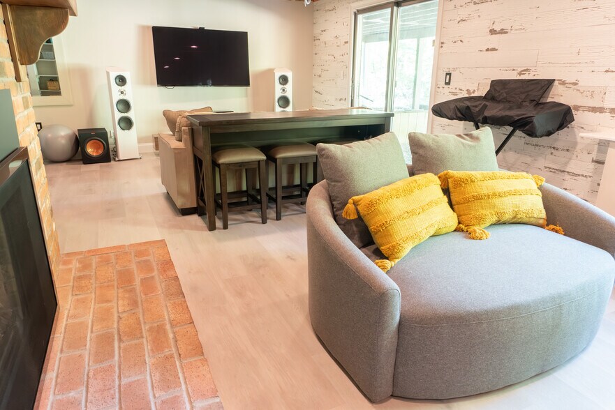 Basement - 2778 Albany Ave