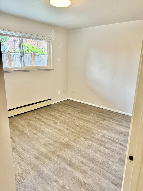 Building Photo - 1215 Queen Anne Ave N