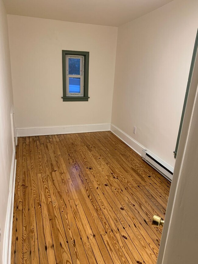 Building Photo - 179 N Water St