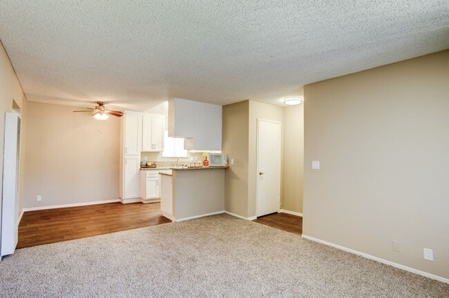Interior Photo - Shadow Mountain Apartments