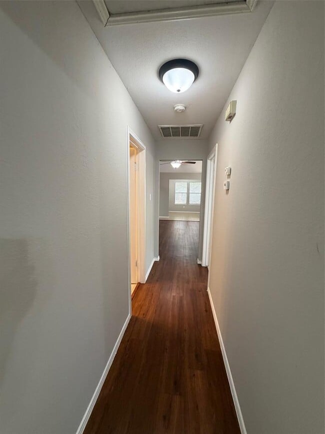 Building Photo - 8009 Tuscarora Trail