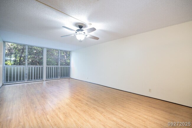 Building Photo - 2BR 1BA Condo w/2 ASSIGNED PARKING STALLS in Mililani, near SCHOFIELD and WHEELER!