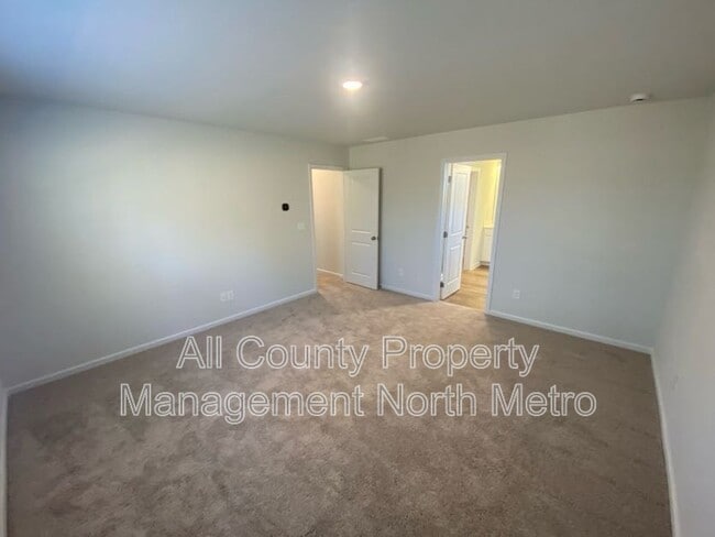 Building Photo - 185 Springwood Ln