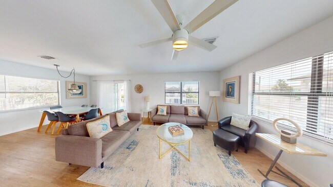 Building Photo - 5737 Rudolph Ave