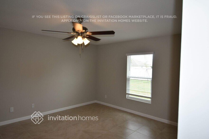 Building Photo - 1725 SW Monterrey Ln