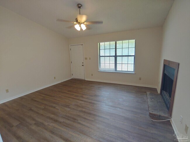 Building Photo - 1440 N 61st Ave
