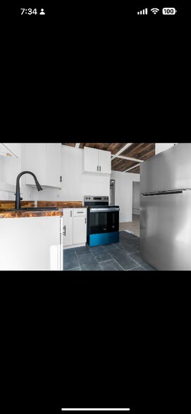 Building Photo - 1420 McClure St