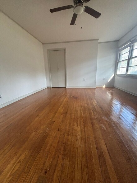 Building Photo - 4412 Idylwood Ln