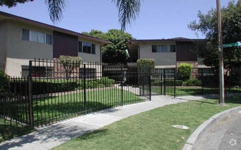Building Photo - 1409 W. Lingan Lane