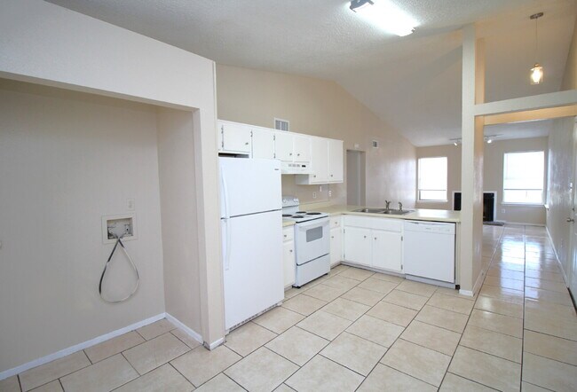Building Photo - Updated Duplex with Patio & Fireplace – $200 Off FMR, Military Perks Available