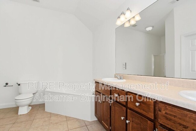 Building Photo - 456 Highland Cove Dr