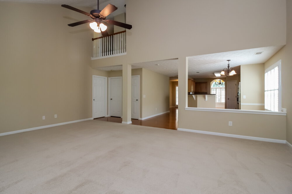 Building Photo - 111 Village Dr