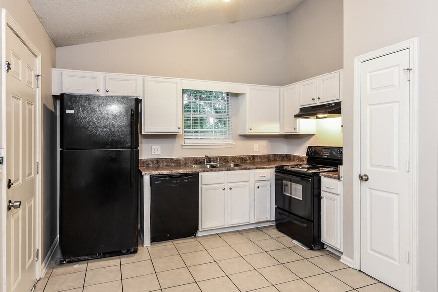 Building Photo - 24 Alisha Cir NW