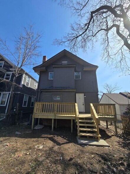 Building Photo - 3434 Olive St