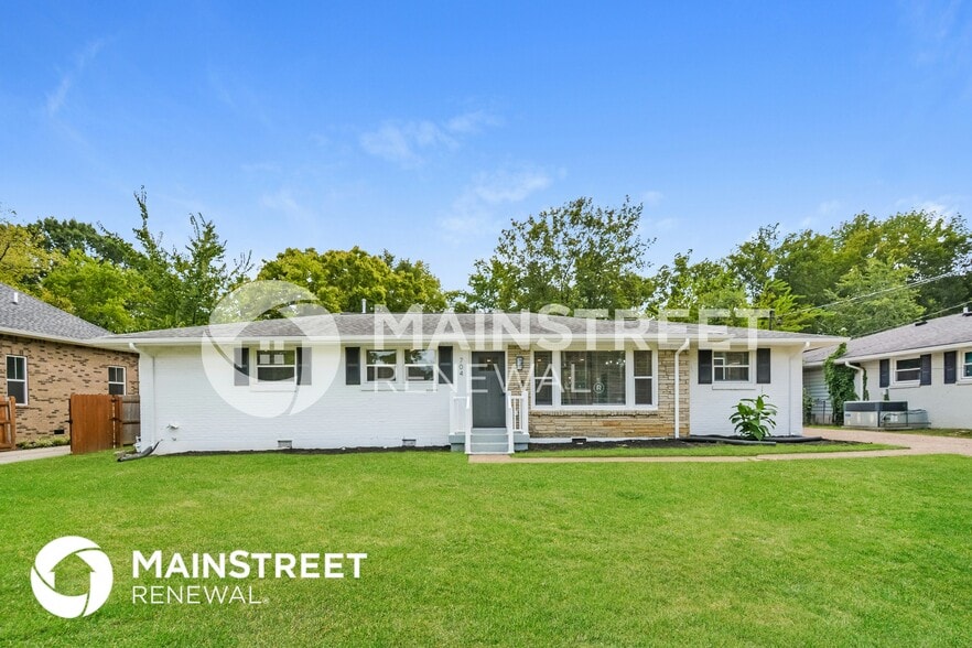 Primary Photo - 704 Marswen Dr