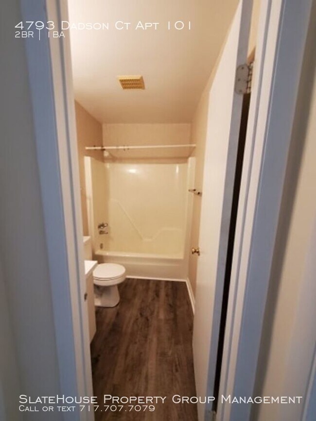 Building Photo - 4793 Dadson Ct