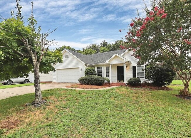 Building Photo - Updated 3BD/2BA Ranch Home in McDowell Mea...