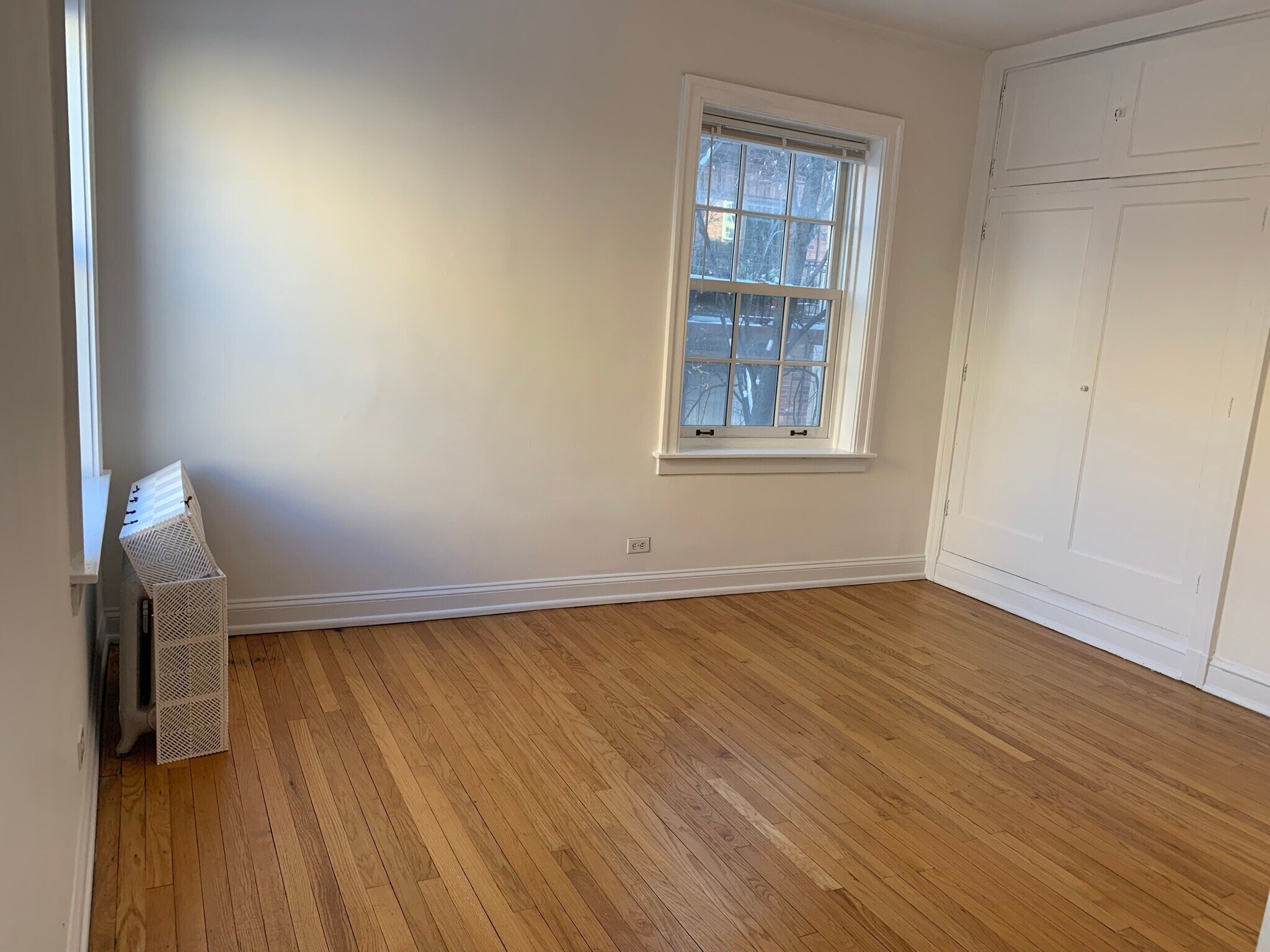 Building Photo - 1509 Oak Ave