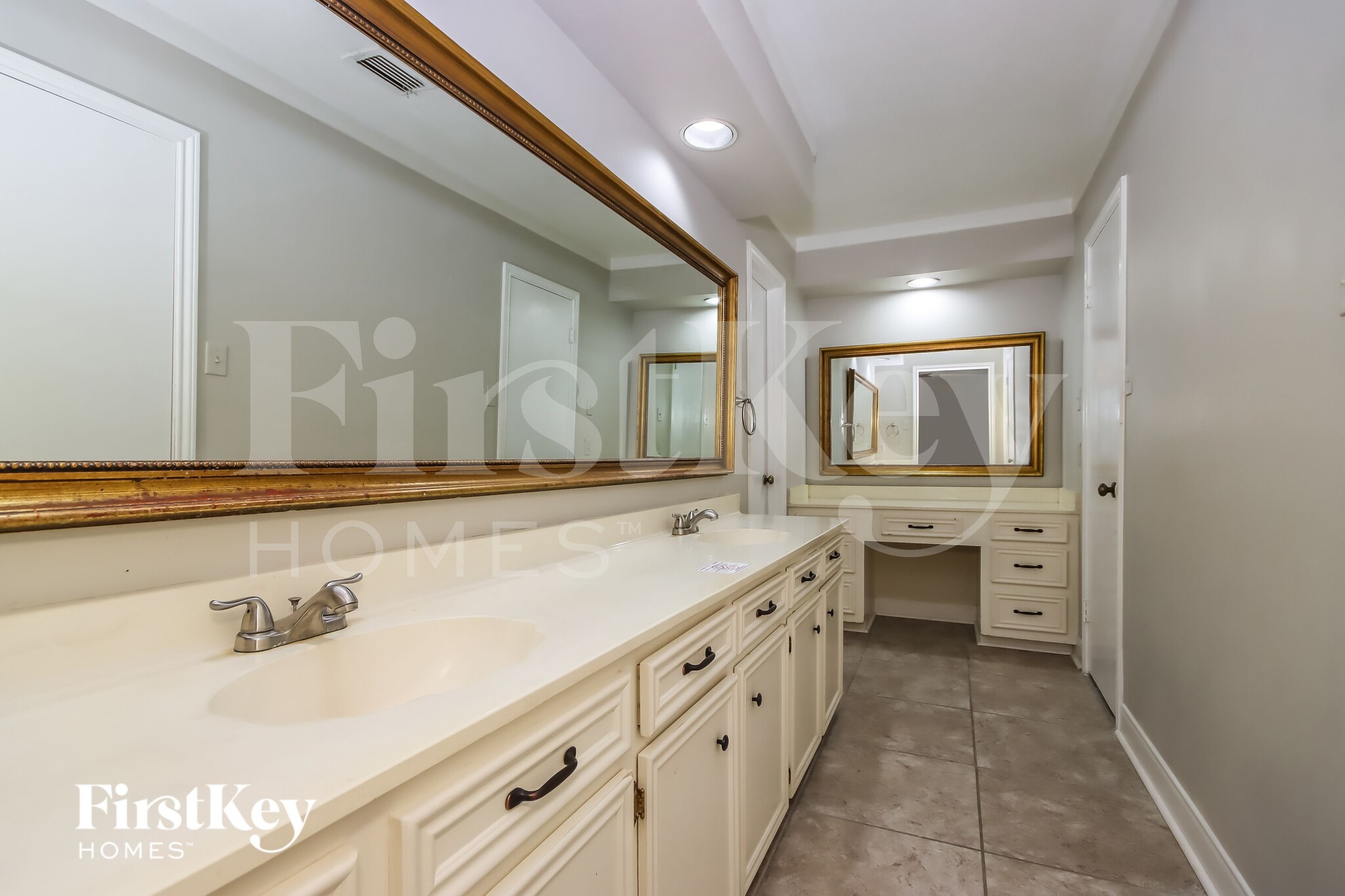 Building Photo - 461 Stephen F Austin Dr