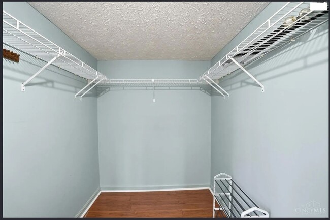 Building Photo - 3029 Stratford Ct