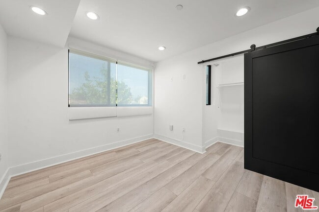 Building Photo - 11304 Victory Blvd