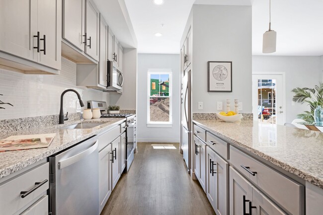 Bright Kitchen - The Grove at Olmsted Green