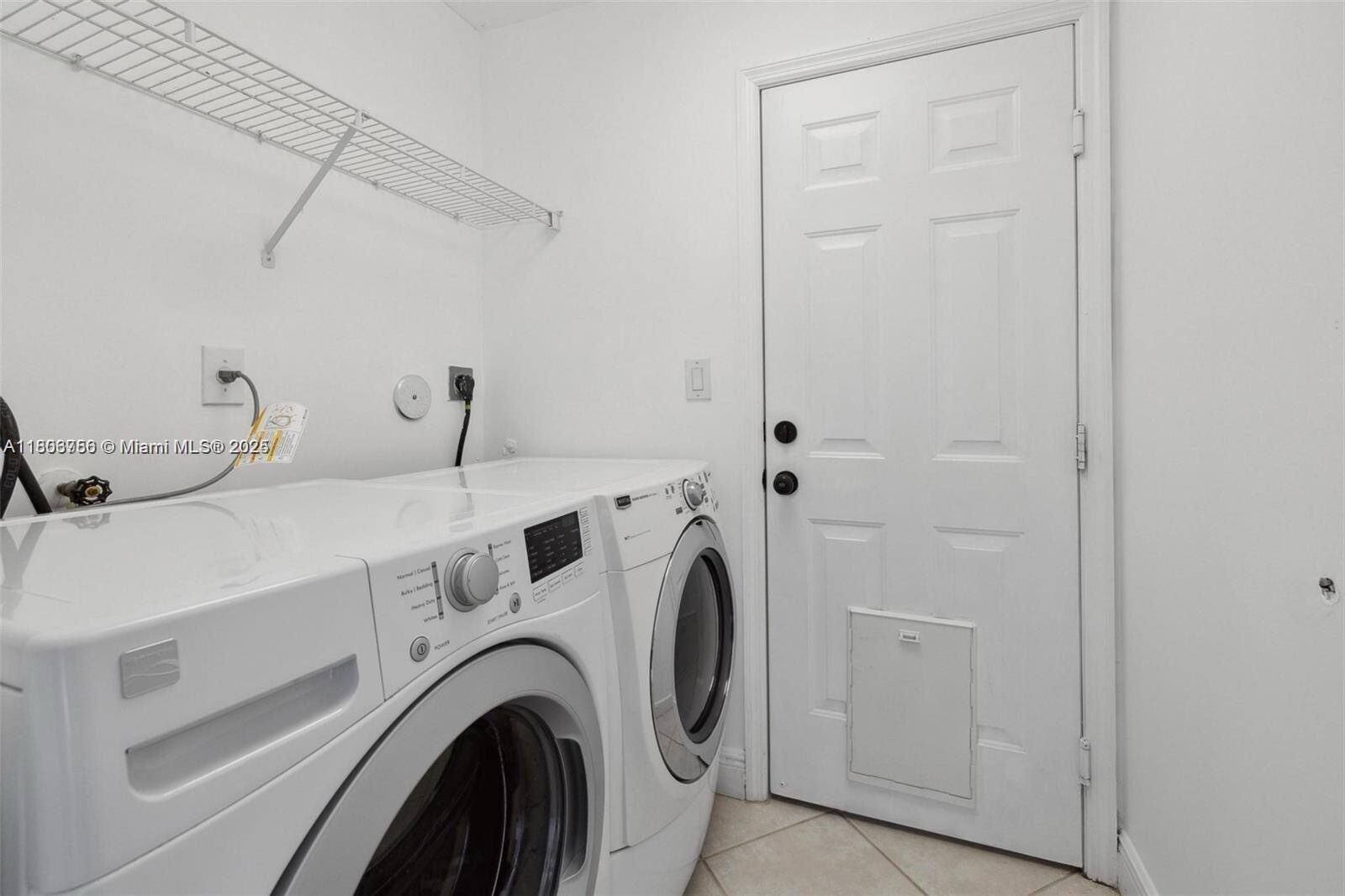 Building Photo - 16502 SW 68th Ter