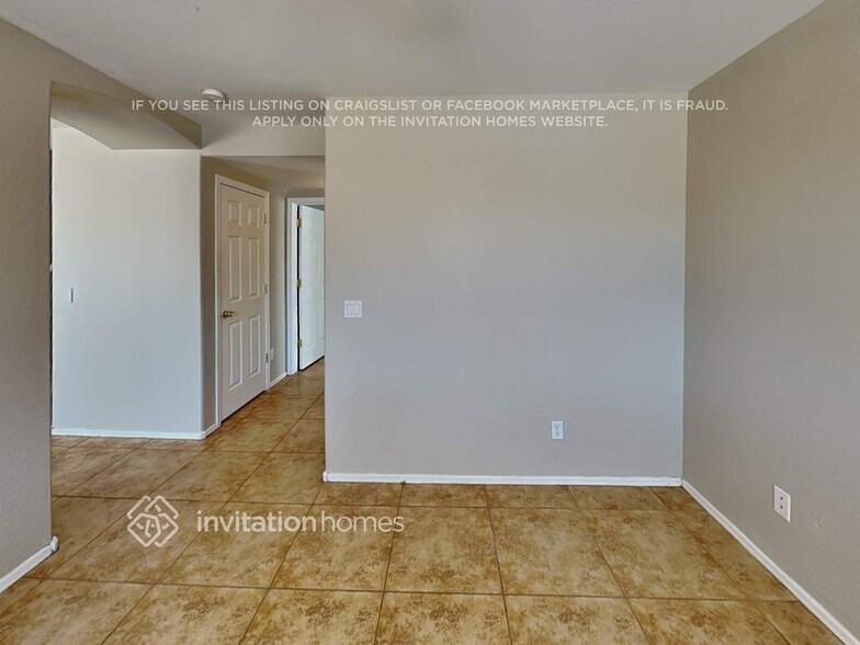 Building Photo - 6545 W Chickasaw St