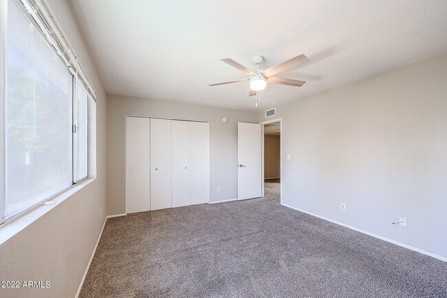Building Photo - 6207 W Riviera Dr