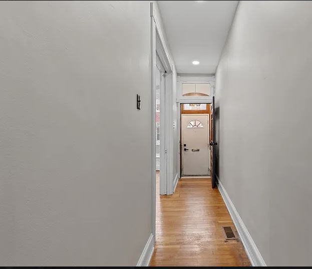 Building Photo - 1506 Druid Hill Ave