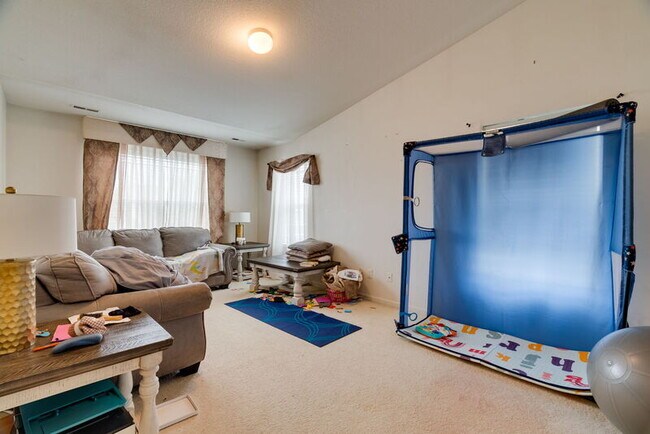 Building Photo - 16552 NE Pacific Terrace