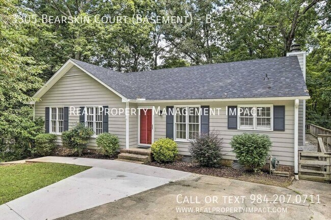 Primary Photo - 3305 Bearskin Ct