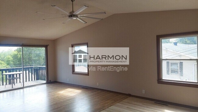 Building Photo - 170 Cherokee Dr