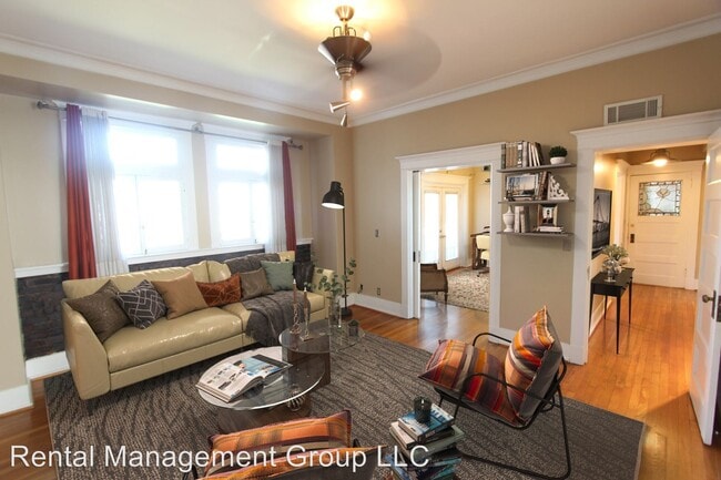 Building Photo - 1300 20th St S