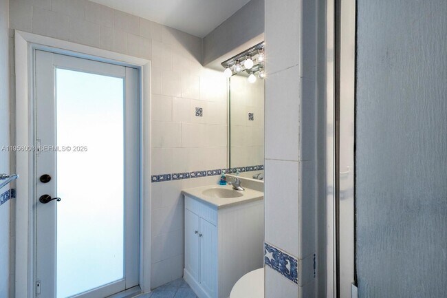 Building Photo - 6551 SW 126th St