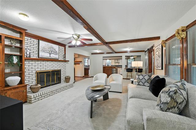 Building Photo - 1323 Dublin St