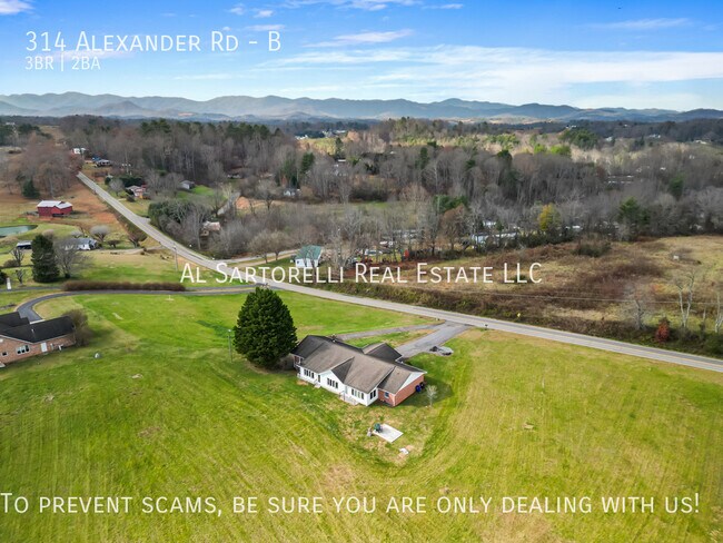 Building Photo - 314 Alexander Rd