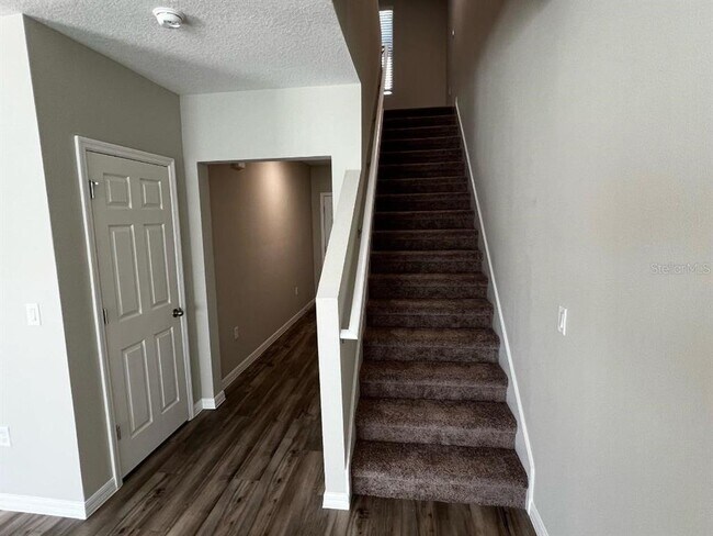 Building Photo - 34200 Scarlet Sage Ct