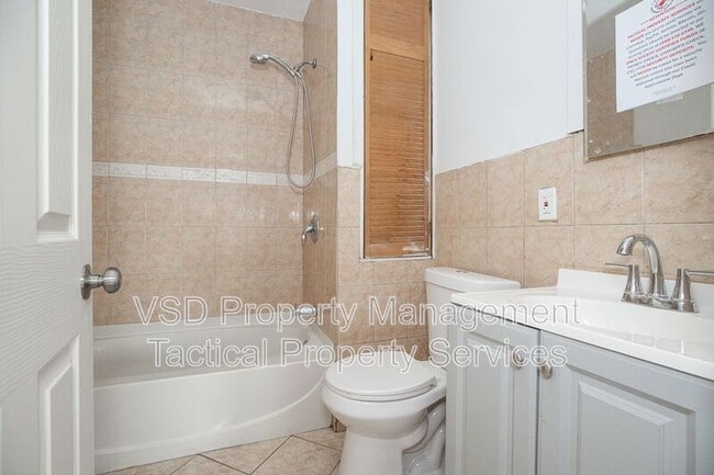 Building Photo - 3486 W 60th St
