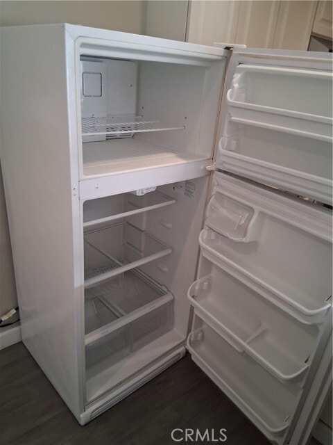 Building Photo - 1040 Cedar Ave