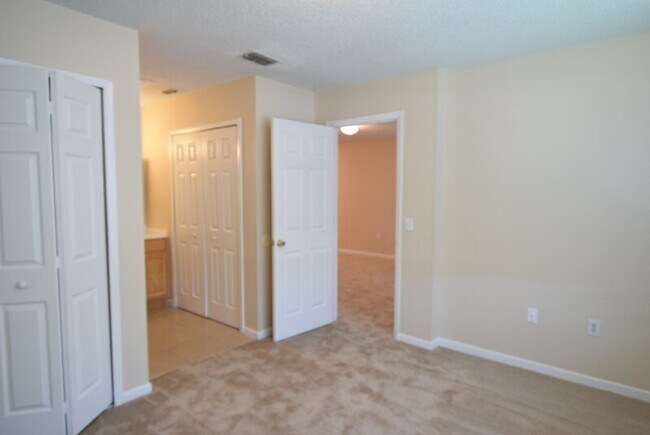 Building Photo - 112 Cory Ln