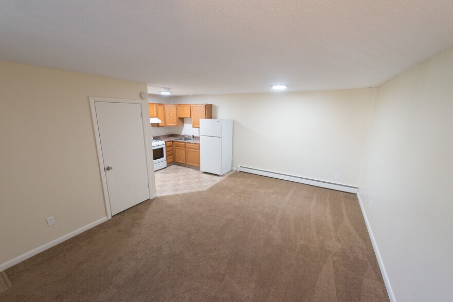 Tower Hill Landings 50 Rolens Dr Kingston RI 02881 Apartment Finder