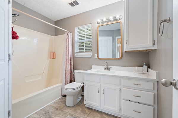 Building Photo - 5244 Village Trce