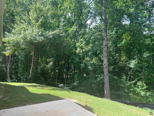 Building Photo - 250 High Ridge Ct