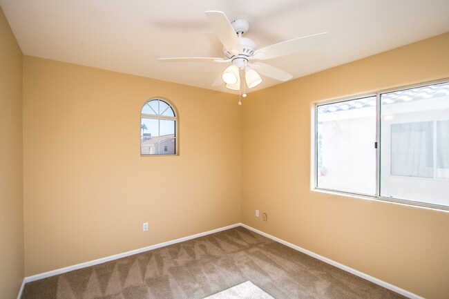 Building Photo - 4BR/2.5 BA. Located in the Desert Ridge