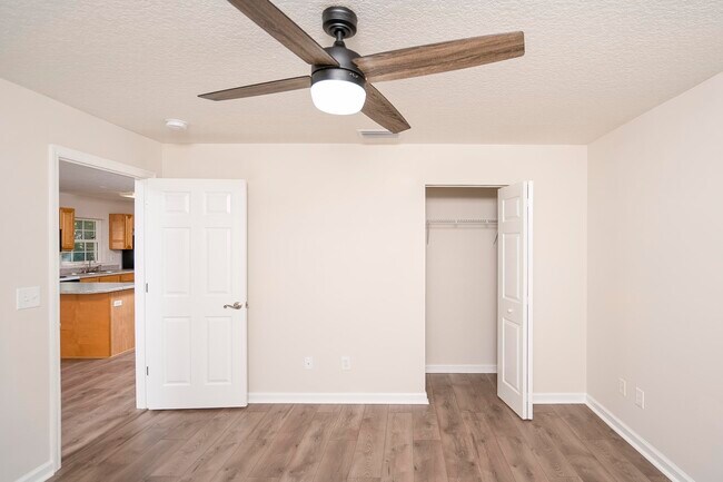 Building Photo - 241 Cantio Ave