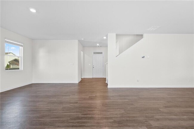 Building Photo - 63 Walnut Grv Wy